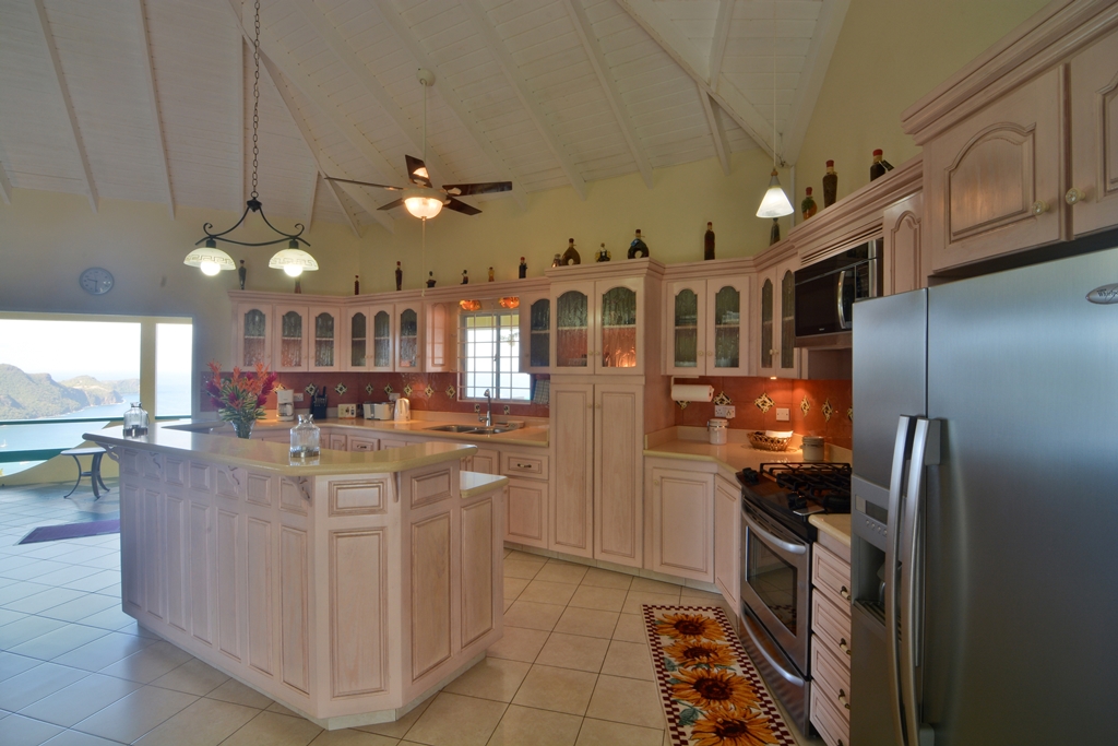 The kitchen at Alamanda